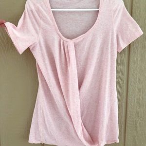 Lululemon Light Pink T Shirt - Size 6